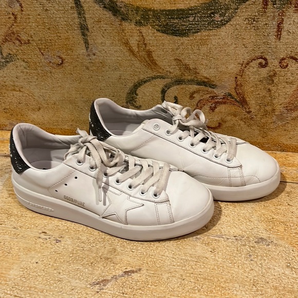 Golden Goose Sneakers - Picture 2 of 8